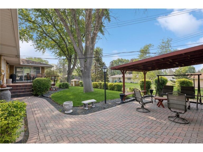 1 on 1 Comprehensive Healthcare Bloomington Home