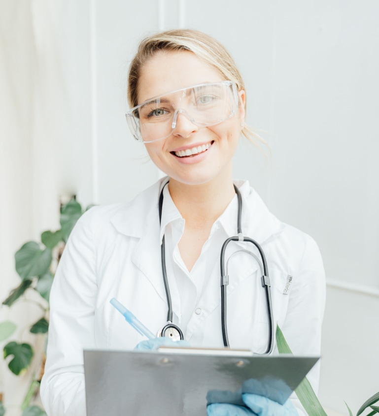 1 on 1 comprehensive healthcare staff