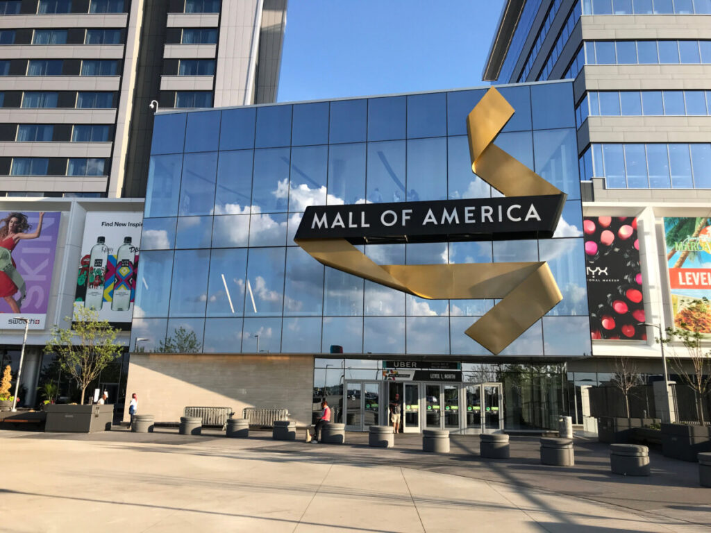 Mall of America, near 1 on 1 comprehensive healthcare in Minnesota